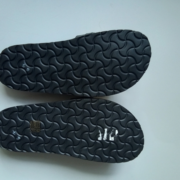 Saint G Kiera Black Leather Flat Slides Size 6,‎ Brand New - Picture 2 of 3